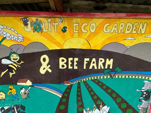 Jolits EcoGarden Hostel - Housity