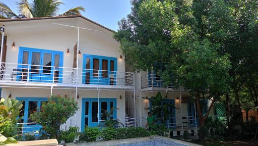 BOHO BY THE BEACH Resort - Housity