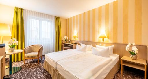 PLAZA INN Chemnitz - Housity