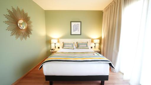 Hôtel Mount Venturi - Aix-En-Provence Sainte-Victoire - Bar & Restaurant & Padel - Housity
