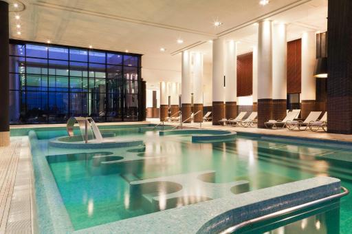 Hôtel Barrière le Grand Hôtel Enghien-les-Bains - Housity