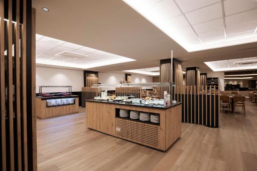 Travel Proud Hotel Comtes d'Urgell by Nexta - Housity