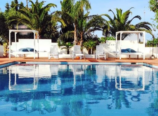 Modern apartment in Galatone with shared pool - Housity