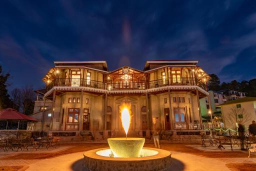 Cecil by Pearl Continental - Housity