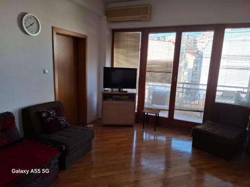 Alpi Hostel - Housity