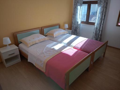 Apartment Arbanija - Housity