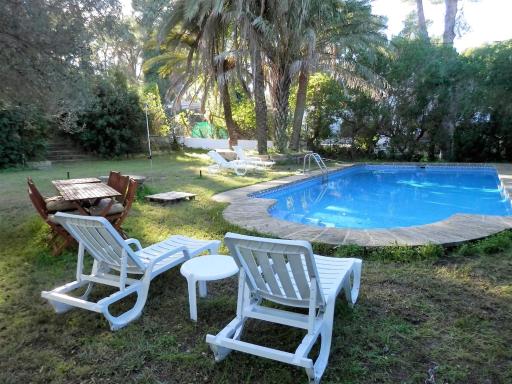 Gorgeous Cozy Villa 9 people, bbq, pool, 5min from beach - Housity