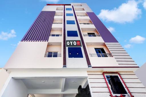 Super Hotel O AADYA INN - Housity