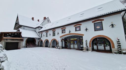 U Kowola - Gospodarstwo Agroturystyczne - Housity