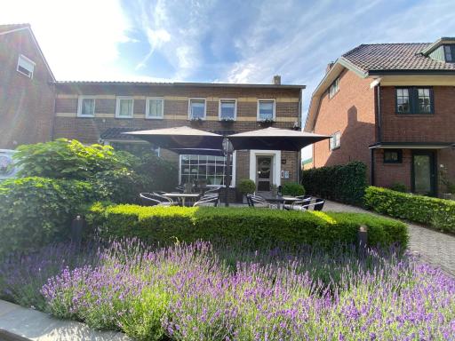 Hotel Pension Oranje - Housity