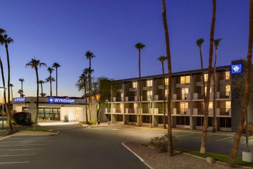 Wyndham Phoenix Airport - Tempe - Housity