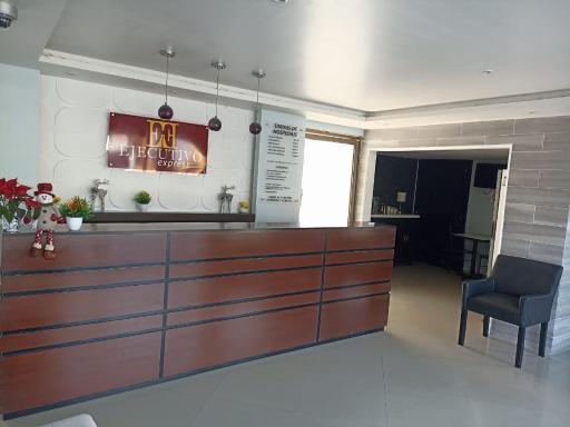 Hotel Ejecutivo Express Paraiso - Housity