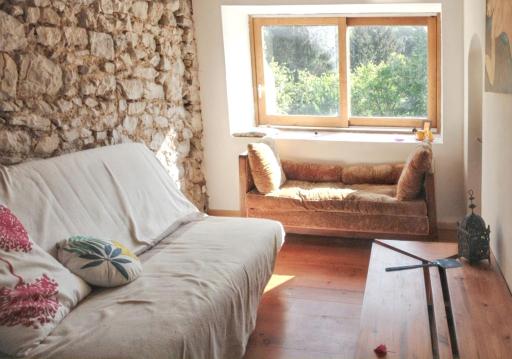 Maison de campagne avec vue sur la montagne à Puivert. - Housity