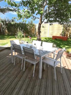Maison spacieuse à Le Vivier-sur-Mer, proches des commodités - Housity