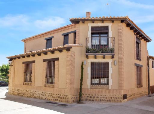 Comfortable House in Villalpando - Housity