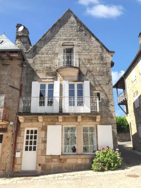 Maison charmante en Corrèze avec jardin et cheminée - Hizvo