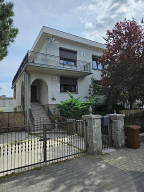 Pokoje pracownicze Кімнати для працівників,гуртожиток - Housity