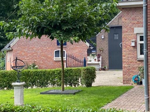 B & B In Two Hulten - Housity