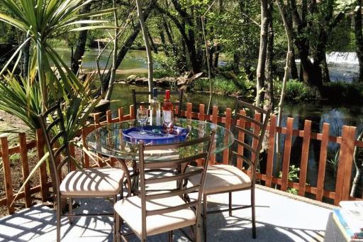 Charming house with lake and mountain views in Rendufe - Housity