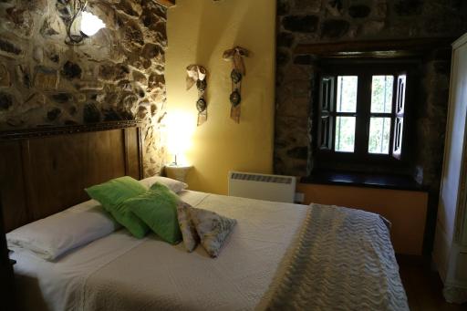 Apartamentos Rurales La Casa Vieja De Silió - Housity