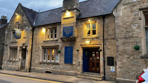 The Court House Inn - Housity