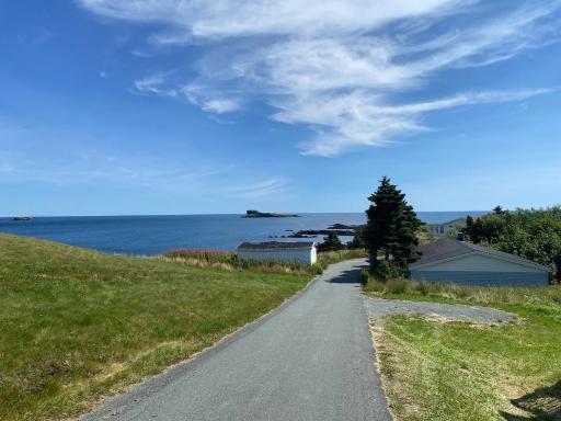 Seaside Serenity Ferryland Green, Steps To Ocean - Housity