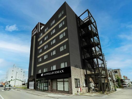 HOTEL LiVEMAX Honhachinohe Ekimae - Housity