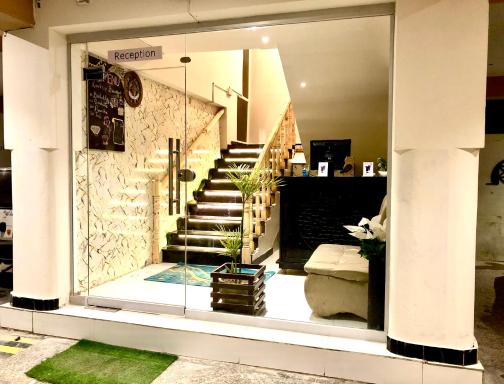 Republika by Summit Resorts - Housity