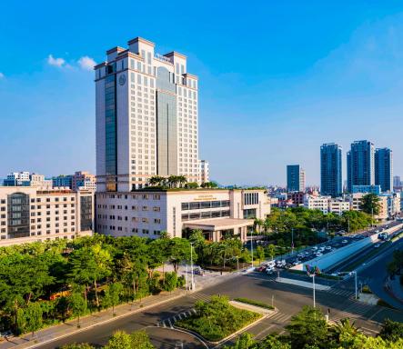 Sheraton Dongguan Hotel - Housity