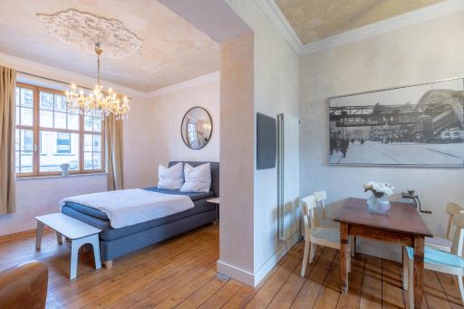 Belle Époque - Housity