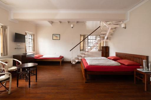 Colonels inn - Housity