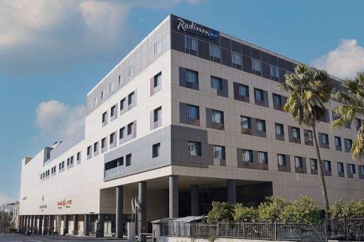 Radisson Blu Hotel, Amman Galleria Mall - Hizvo