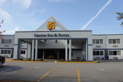 Groton Inn & Suites - Housity
