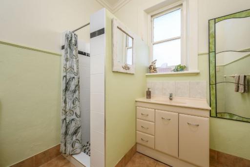 Armadale House - Kingscote - Housity