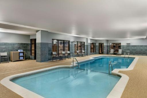 Courtyard by Marriott Milwaukee Brookfield at Poplar Creek - Housity