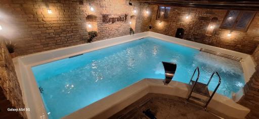 Hotel Legenda - Housity