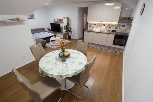 Apartments Mak - Housity