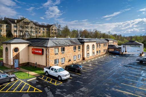 Econo Lodge Cleveland Southeast - Kent - Housity
