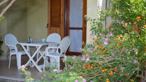 Welcomely - Blue Holiday Villa - Housity