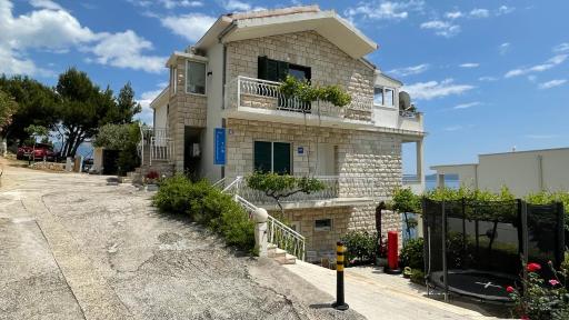 Apartments Tom - Housity