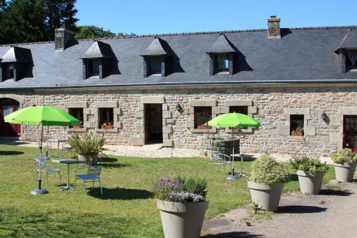 Domaine de Lesvaniel - Housity