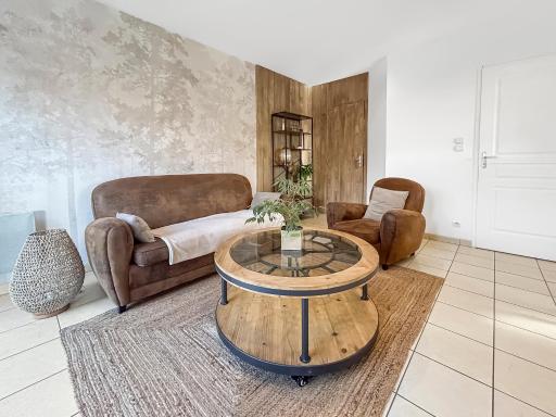 Gîte l'Orée des Buis, Piscine privatisable - Housity