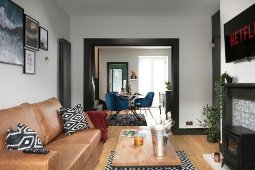 Sutton House by Pureserviced - Housity