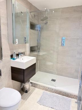 London Luxury Holiday Home B - Housity