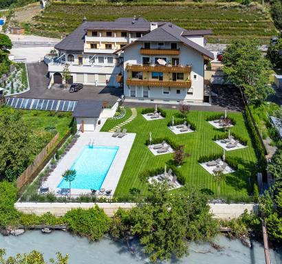 Self Service Hotel Schnalser Hof - Housity