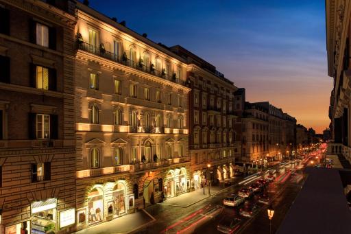 Hotel Artemide - Housity