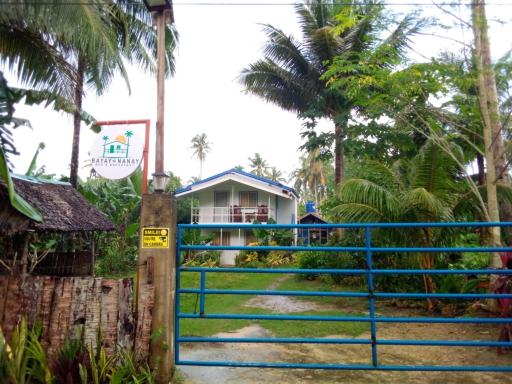 Bayay ni Nanay Bed & Breakfast in Magpupungko Beach Road - Hizvo