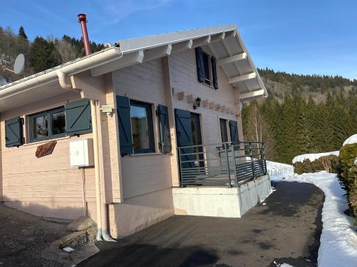 Les Bruyeres - Housity