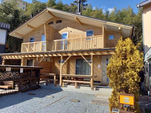 Villa Orange Cabin - Housity
