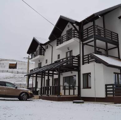 Pensiunea Cassandra - Housity